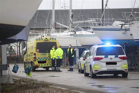 Død person fundet i vandet syd for Hirtshals Havn 